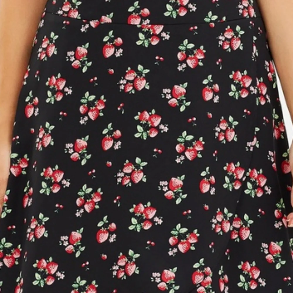 Review Australia Strawberry Patch Fields skirt Boho Chic Pinup Retro